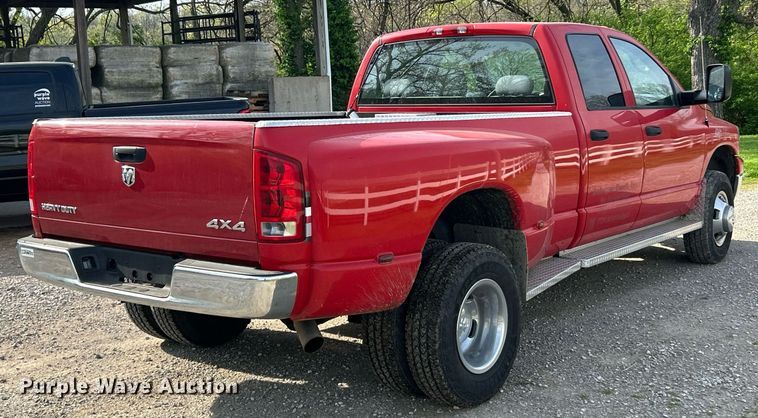 image for item EK2942 2006 Dodge Ram 3500 Quad Cab pickup truck