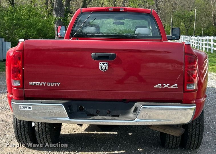 image for item EK2942 2006 Dodge Ram 3500 Quad Cab pickup truck