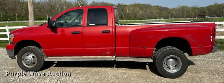 image for item EK2942 2006 Dodge Ram 3500 Quad Cab pickup truck