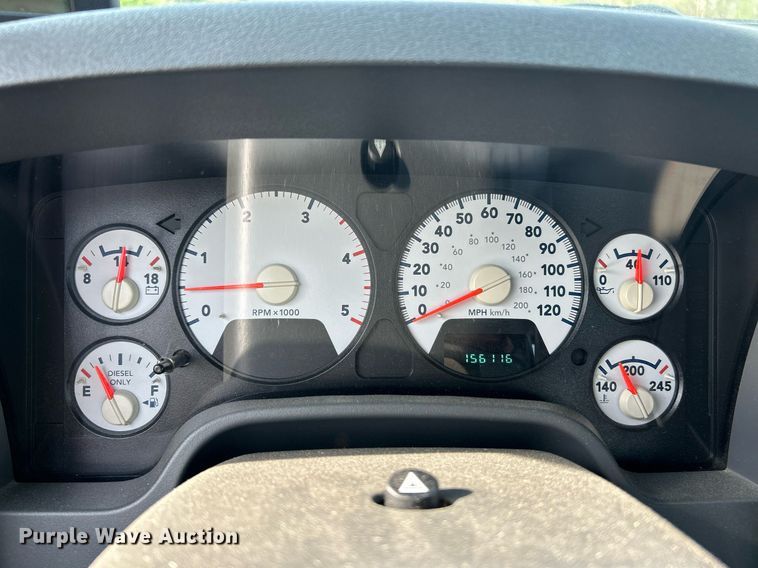 image for item EK2942 2006 Dodge Ram 3500 Quad Cab pickup truck