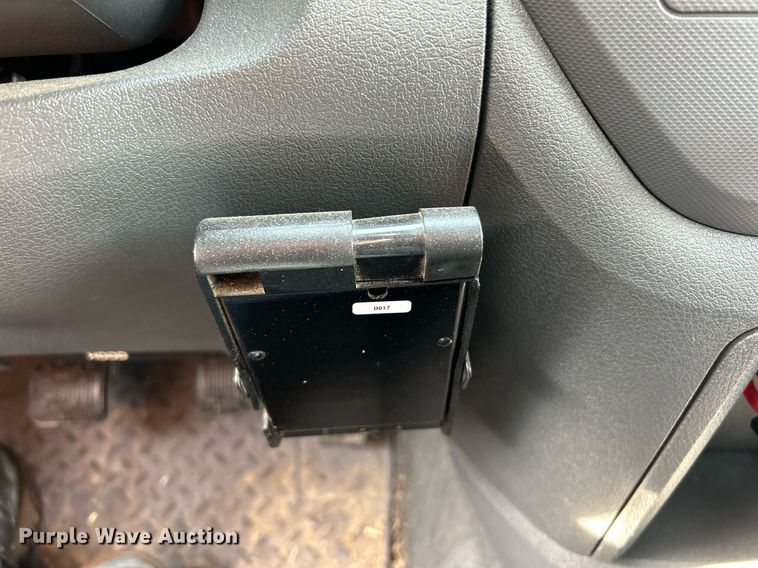 image for item EK2942 2006 Dodge Ram 3500 Quad Cab pickup truck