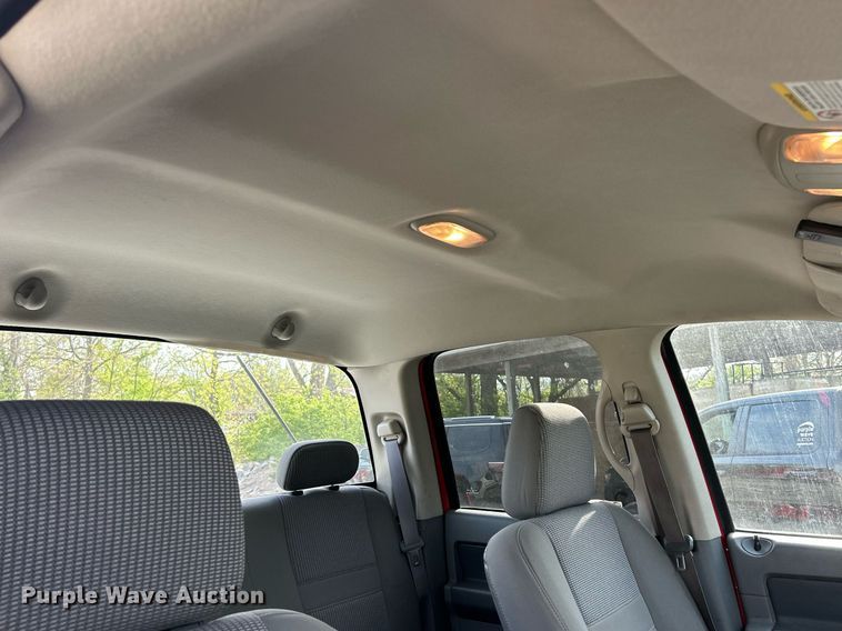 image for item EK2942 2006 Dodge Ram 3500 Quad Cab pickup truck