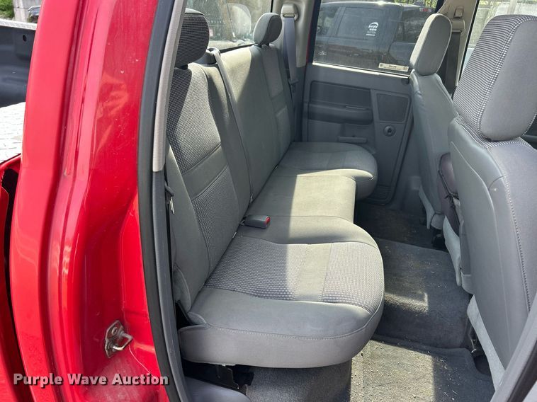 image for item EK2942 2006 Dodge Ram 3500 Quad Cab pickup truck