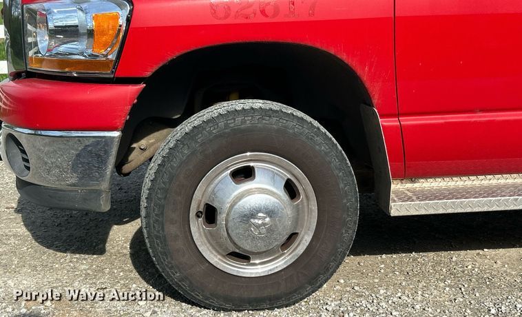 image for item EK2942 2006 Dodge Ram 3500 Quad Cab pickup truck