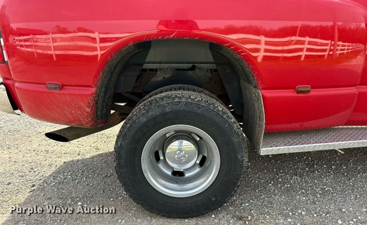 image for item EK2942 2006 Dodge Ram 3500 Quad Cab pickup truck