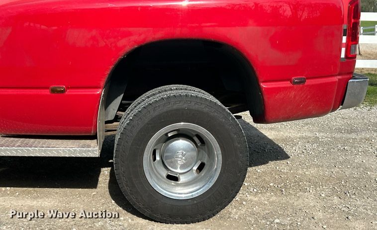 image for item EK2942 2006 Dodge Ram 3500 Quad Cab pickup truck