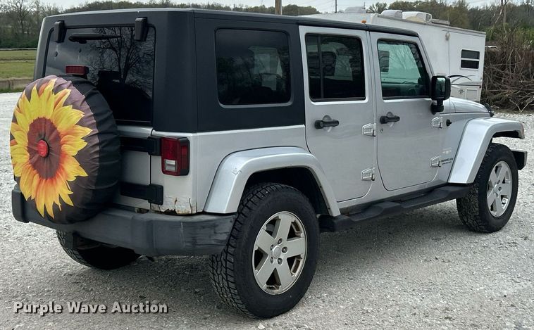 image for item EK2944 2007 Jeep Wrangler Sahara SUV