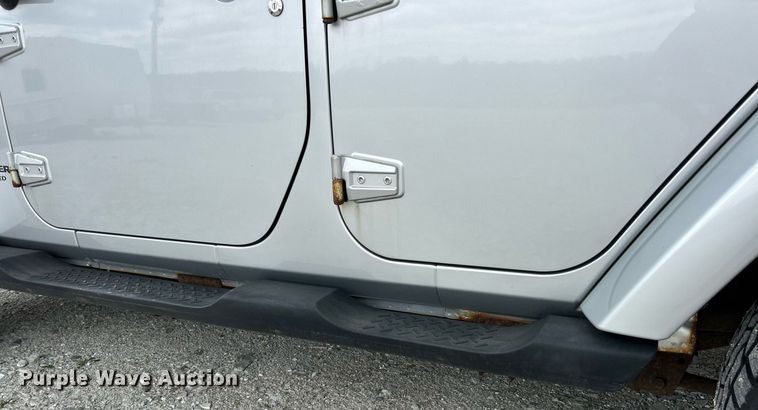 image for item EK2944 2007 Jeep Wrangler Sahara SUV