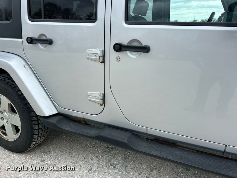 image for item EK2944 2007 Jeep Wrangler Sahara SUV