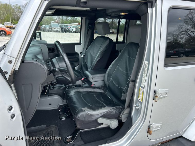 image for item EK2944 2007 Jeep Wrangler Sahara SUV