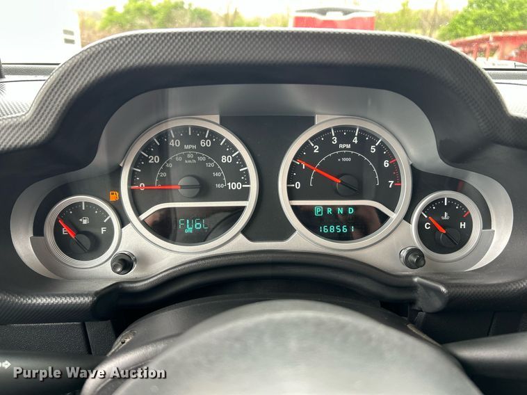 image for item EK2944 2007 Jeep Wrangler Sahara SUV