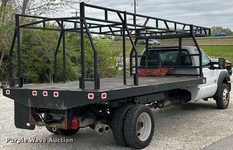 image for item EK2945 2013 Ford F450 Super Duty XL flatbed truck