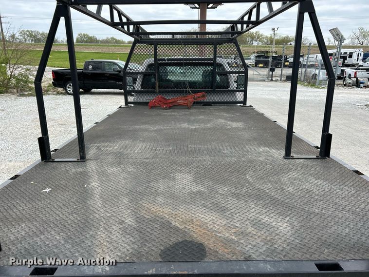 image for item EK2945 2013 Ford F450 Super Duty XL flatbed truck