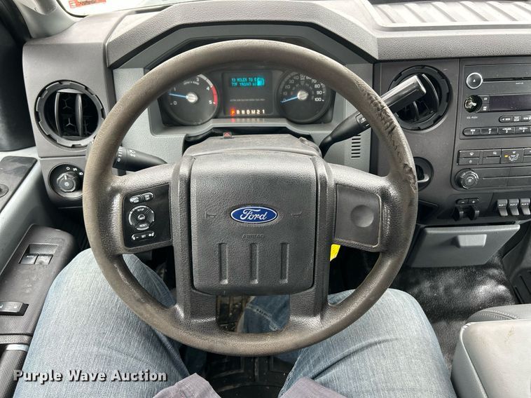 image for item EK2945 2013 Ford F450 Super Duty XL flatbed truck