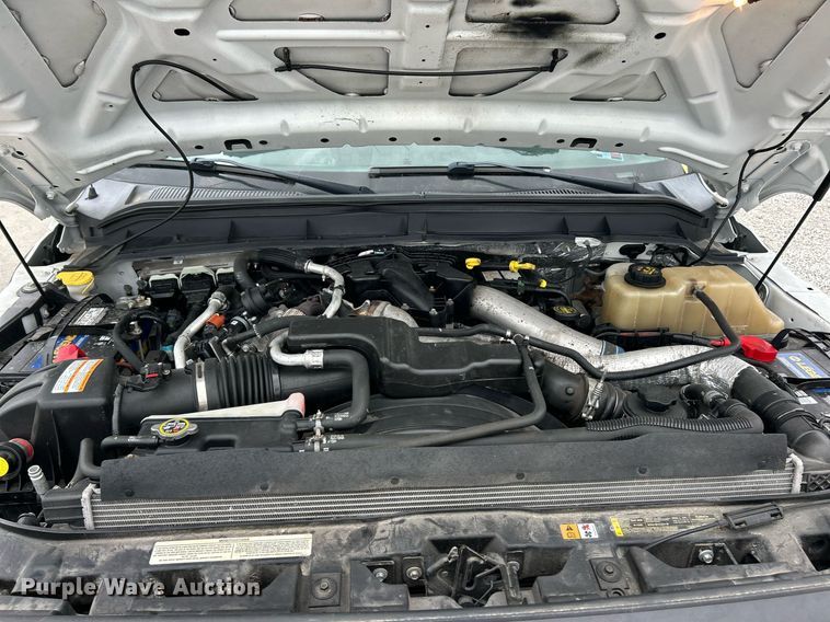 image for item EK2945 2013 Ford F450 Super Duty XL flatbed truck