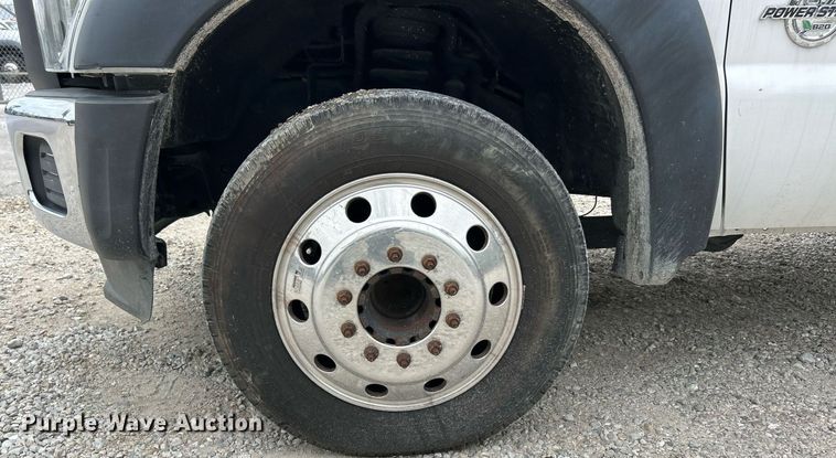 image for item EK2945 2013 Ford F450 Super Duty XL flatbed truck