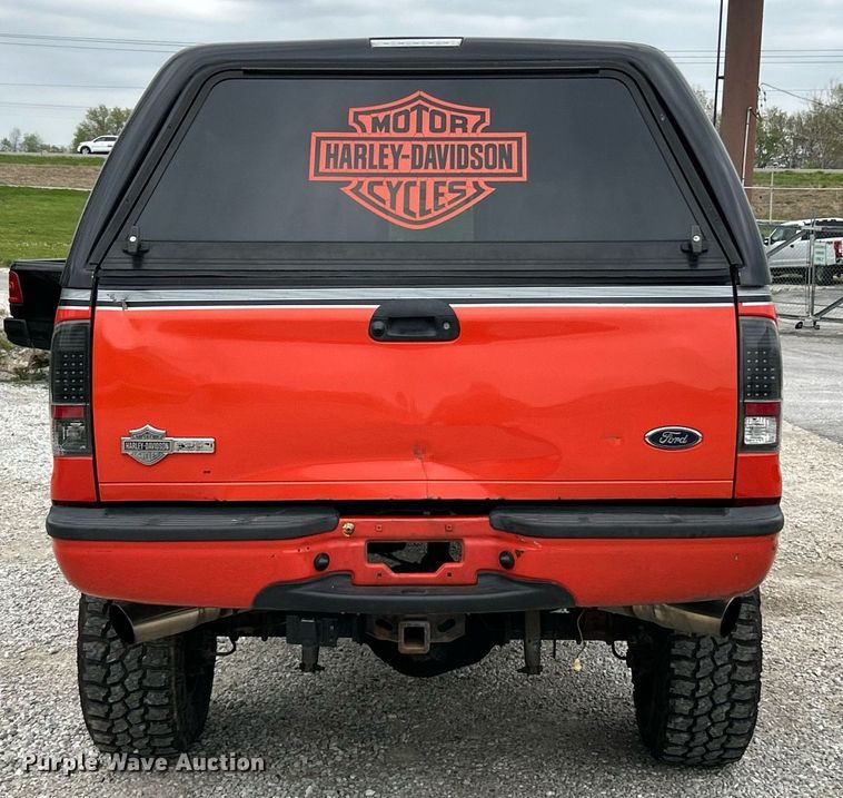 image for item EK2946 2004 Ford F350 Super Duty Harley Davidson Crew Cab pickup truck