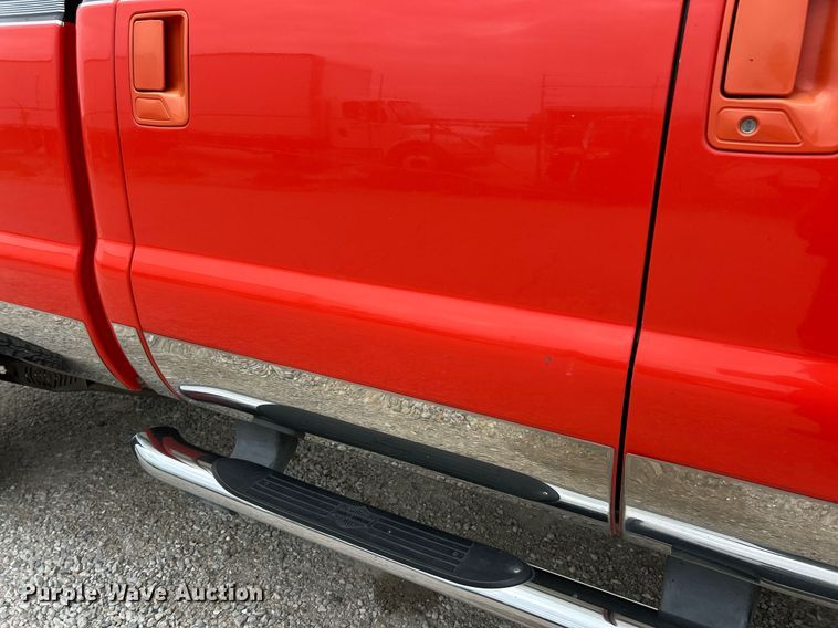 image for item EK2946 2004 Ford F350 Super Duty Harley Davidson Crew Cab pickup truck