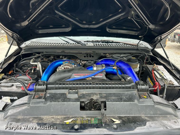 image for item EK2946 2004 Ford F350 Super Duty Harley Davidson Crew Cab pickup truck