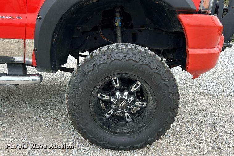 image for item EK2946 2004 Ford F350 Super Duty Harley Davidson Crew Cab pickup truck