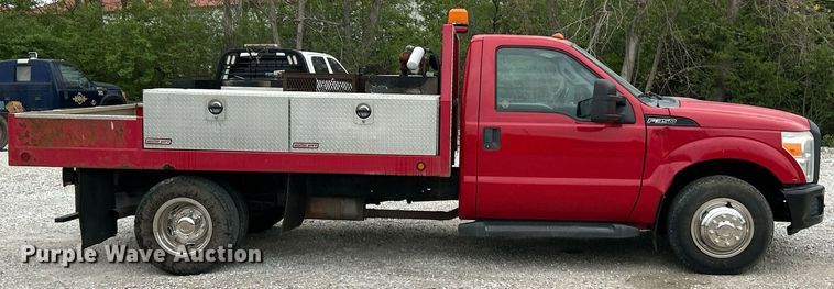 image for item EK2947 2013 Ford F350 Super Duty XL flatbed pickup truck