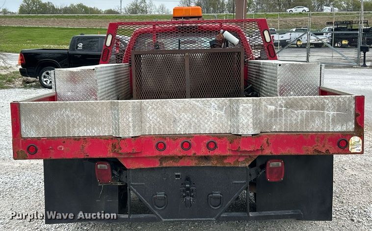 image for item EK2947 2013 Ford F350 Super Duty XL flatbed pickup truck