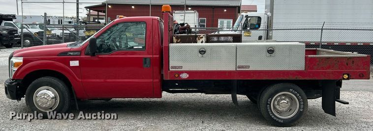 image for item EK2947 2013 Ford F350 Super Duty XL flatbed pickup truck