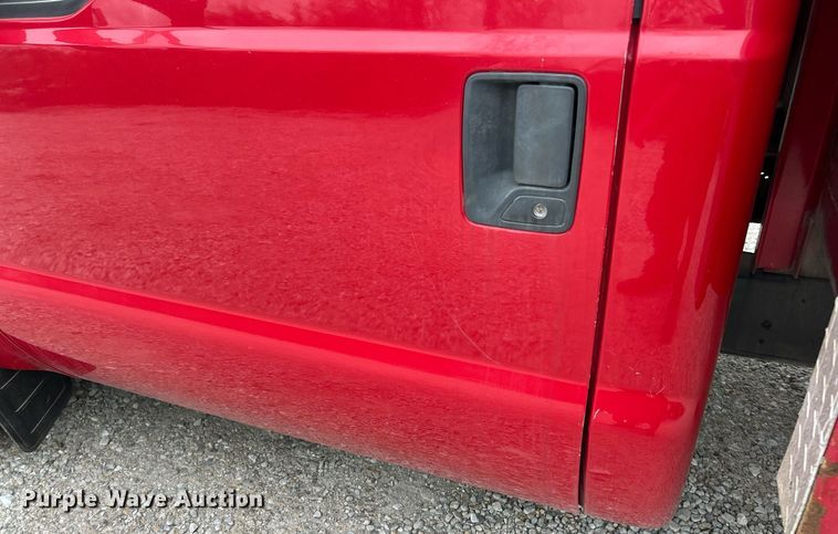 image for item EK2947 2013 Ford F350 Super Duty XL flatbed pickup truck