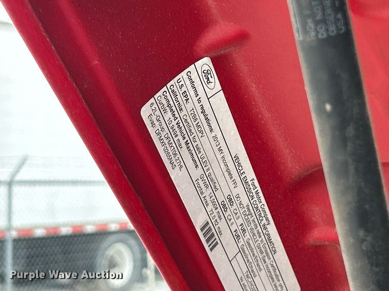 image for item EK2947 2013 Ford F350 Super Duty XL flatbed pickup truck