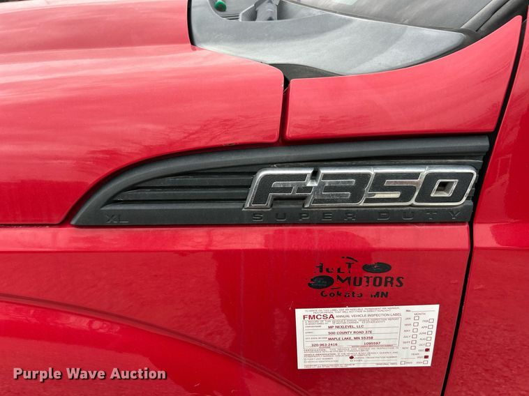 image for item EK2947 2013 Ford F350 Super Duty XL flatbed pickup truck