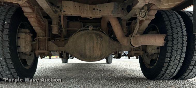 image for item EK2948 2015 Ford F550 Super Duty SuperCab flatbed truck