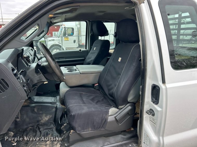 image for item EK2948 2015 Ford F550 Super Duty SuperCab flatbed truck