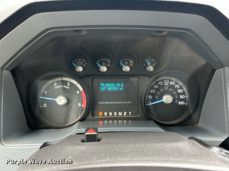 image for item EK2948 2015 Ford F550 Super Duty SuperCab flatbed truck