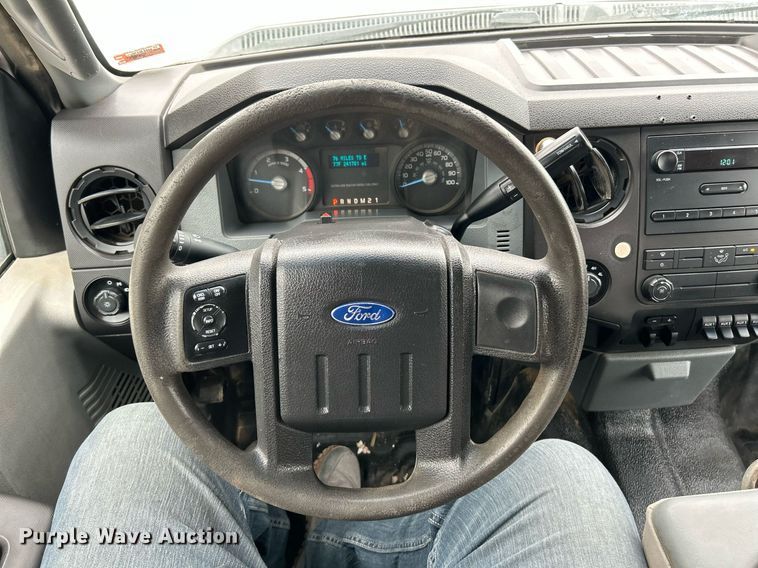 image for item EK2948 2015 Ford F550 Super Duty SuperCab flatbed truck