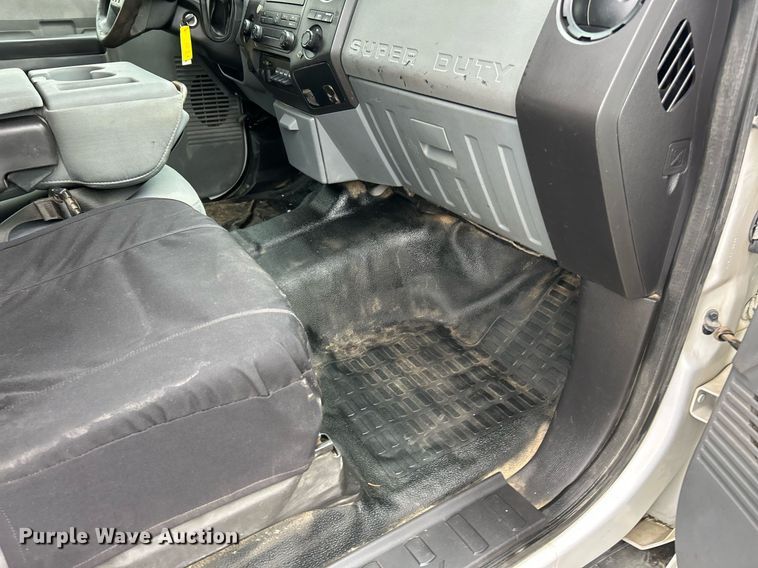 image for item EK2948 2015 Ford F550 Super Duty SuperCab flatbed truck