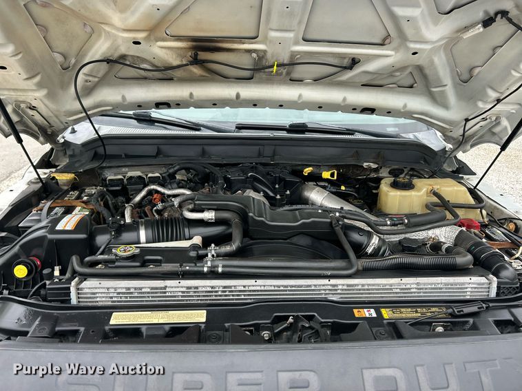 image for item EK2948 2015 Ford F550 Super Duty SuperCab flatbed truck