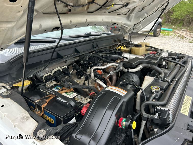 image for item EK2948 2015 Ford F550 Super Duty SuperCab flatbed truck