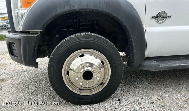 image for item EK2948 2015 Ford F550 Super Duty SuperCab flatbed truck