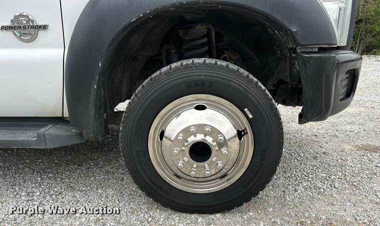 image for item EK2948 2015 Ford F550 Super Duty SuperCab flatbed truck