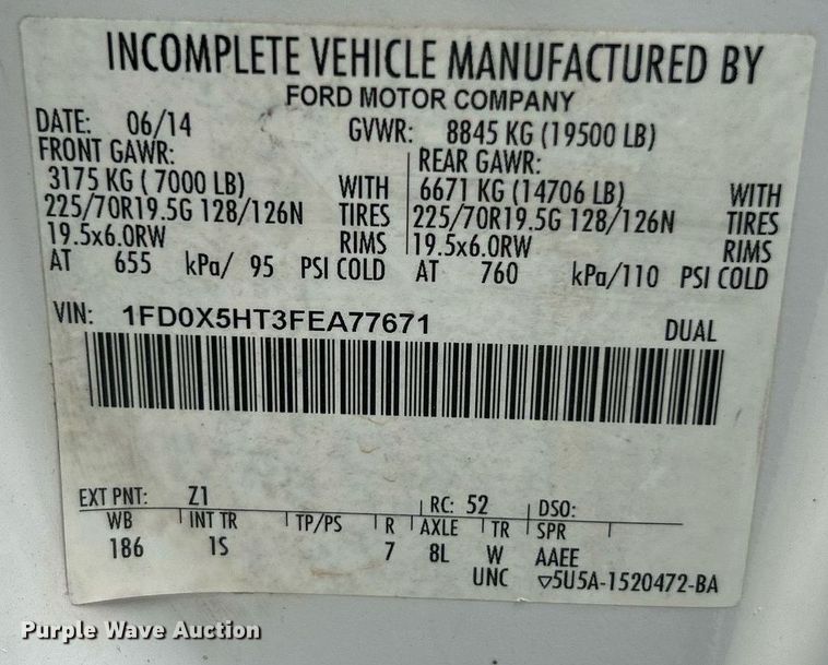 image for item EK2948 2015 Ford F550 Super Duty SuperCab flatbed truck