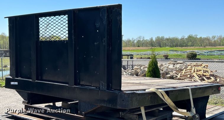 image for item EK2955 Flatbed pickup truck bed