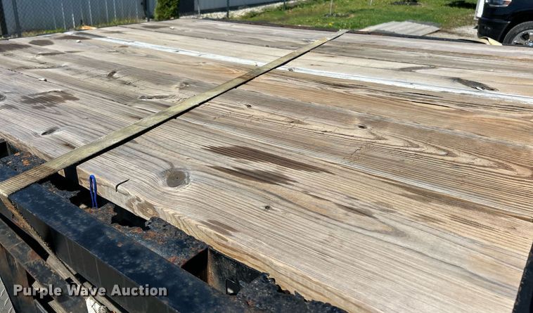 image for item EK2955 Flatbed pickup truck bed