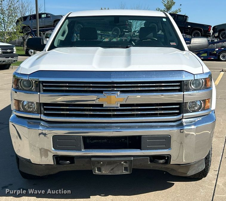 image for item EK2957 2018 Chevrolet Silverado 2500HD pickup truck