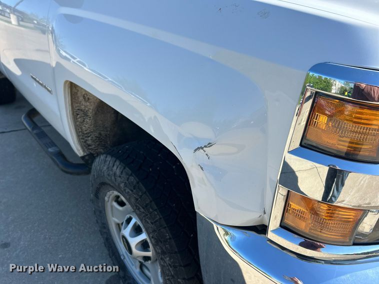 image for item EK2957 2018 Chevrolet Silverado 2500HD pickup truck