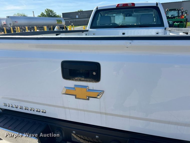 image for item EK2957 2018 Chevrolet Silverado 2500HD pickup truck