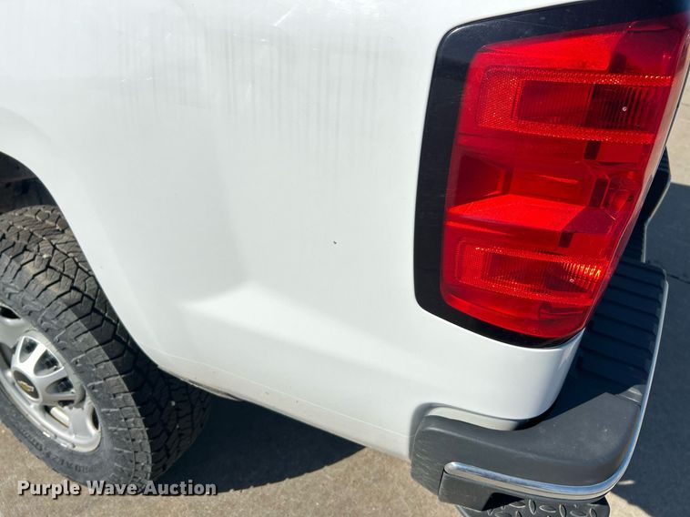 image for item EK2957 2018 Chevrolet Silverado 2500HD pickup truck