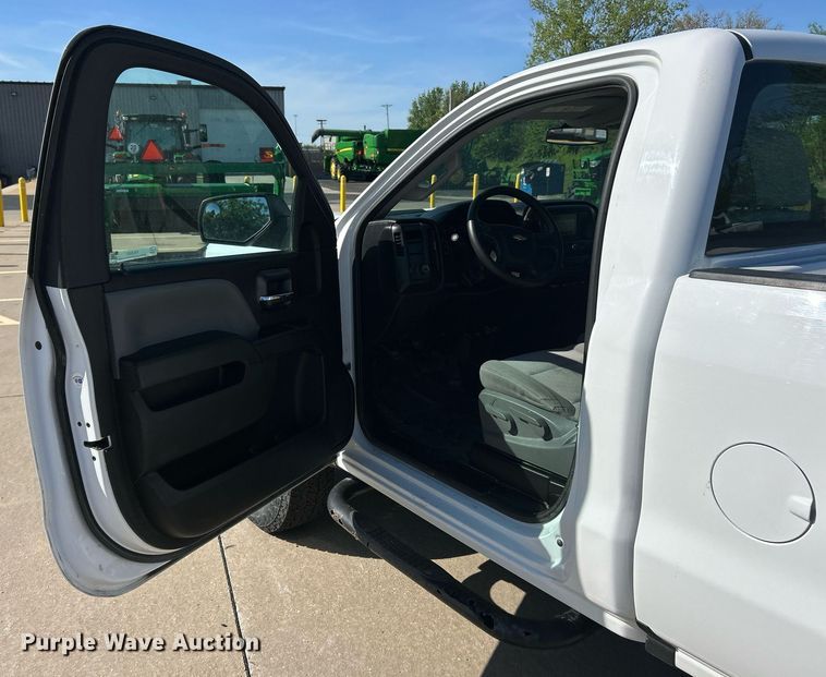 image for item EK2957 2018 Chevrolet Silverado 2500HD pickup truck