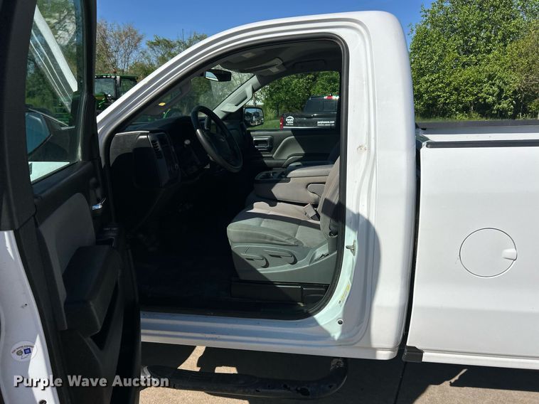 image for item EK2957 2018 Chevrolet Silverado 2500HD pickup truck