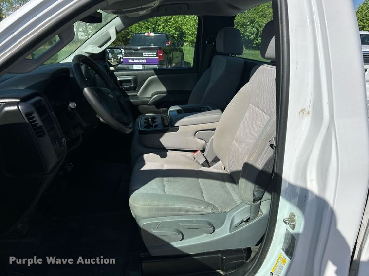 image for item EK2957 2018 Chevrolet Silverado 2500HD pickup truck