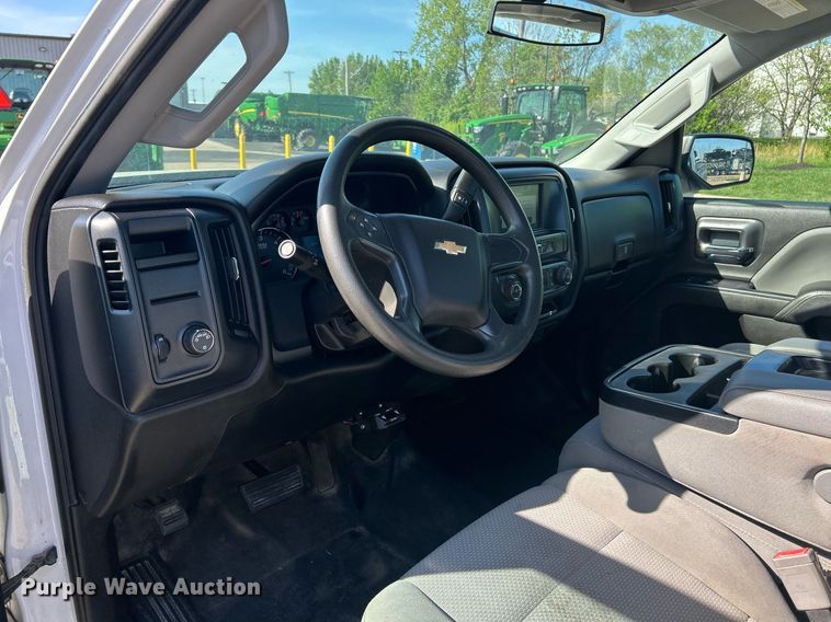 image for item EK2957 2018 Chevrolet Silverado 2500HD pickup truck